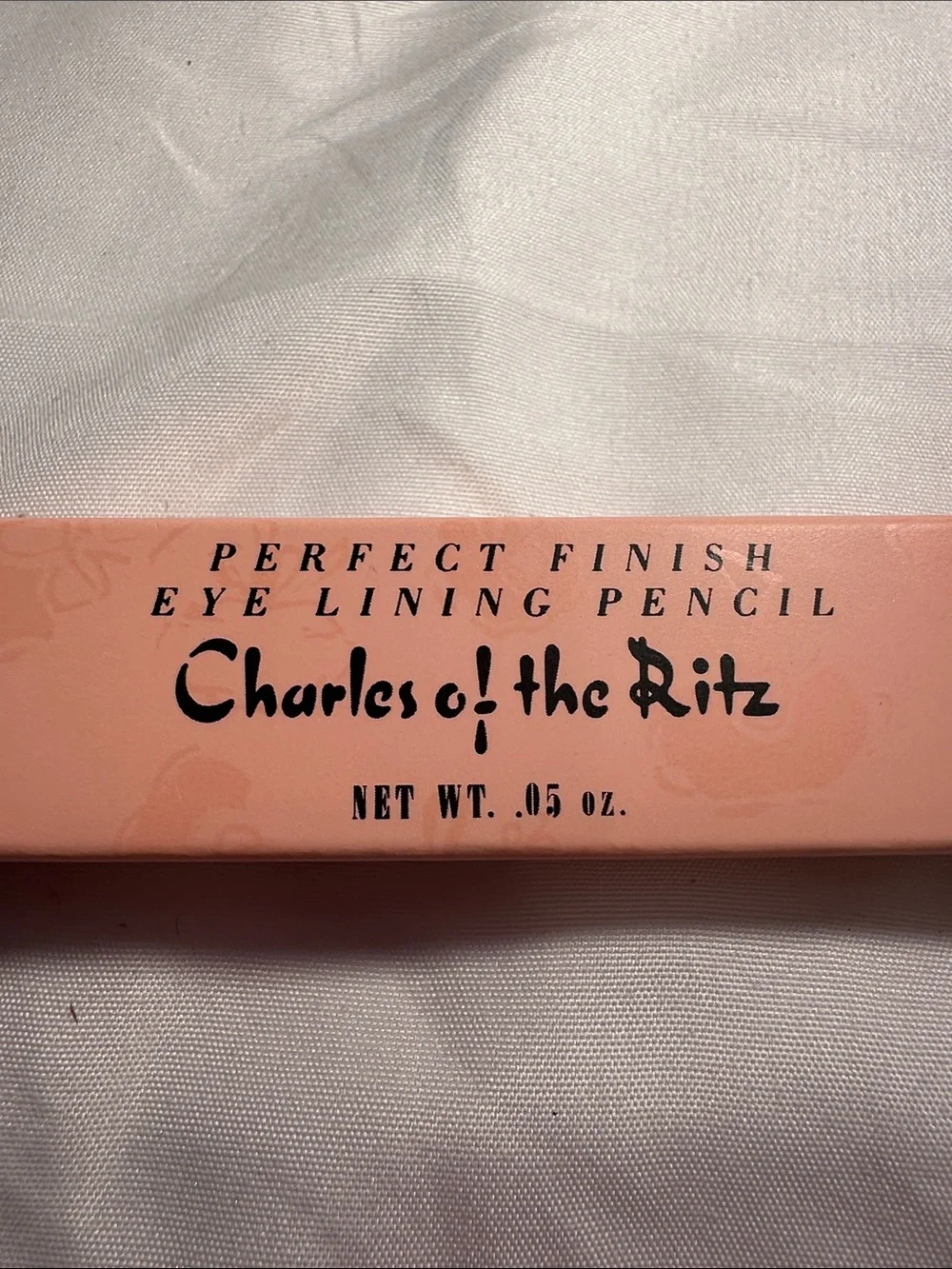 Charles of the Ritz Perfect Finish Eye Lining Pencil 01 Raven NIB